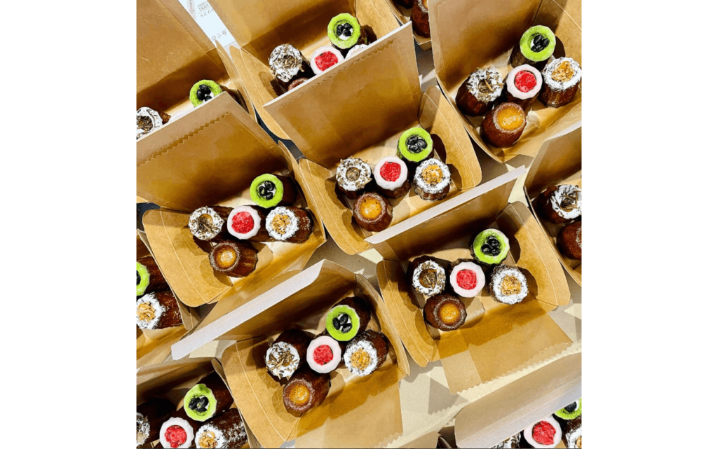 上質な多良間産の黒糖を使用した<br>コク深いカヌレ＆紅芋スイーツ